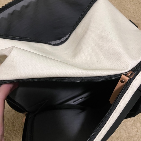 Petunia Pickle Bottom Black and Cream Baby Bag - Picture 10 of 13